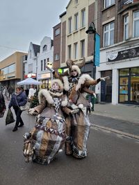 de Nar Straattheater Boeken of Inhuren