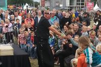 Straattheater boeken of inhuren